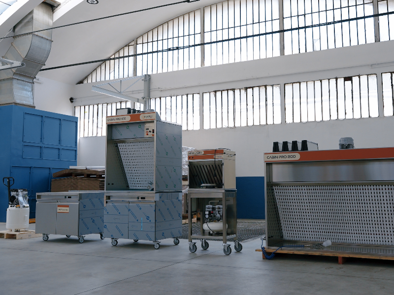 Cabine di aspirazione per cioccolato e pasticceria: la gamma completa di soluzioni Ensotech